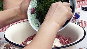 Dolma making and sharing tradition, a marker of cultural identity