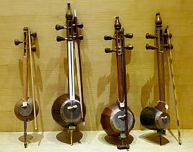 Art of crafting and playing with Kamantcheh/Kamancha, a bowed string musical instrument