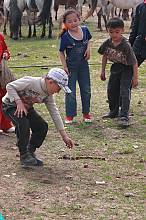 Les rites festifs traditionnels printaniers des éleveurs de chevaux kazakhs