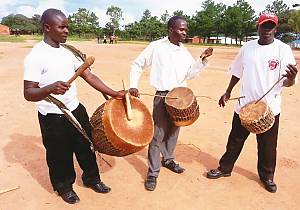 Le mwinoghe, danse joyeuse
