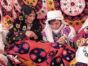 Chakan, embroidery art in the Republic of Tajikistan