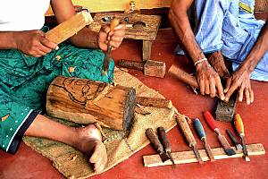 Rūkada Nātya, traditional string puppet drama in Sri Lanka
