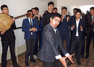 Khorazm dance, Lazgi
