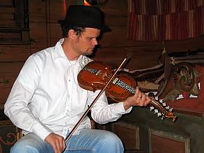 Practice of traditional music and dance in Setesdal, playing, dancing and singing (stev/stevjing)