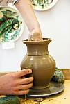 Creation of pottery, master Mykola Chorny