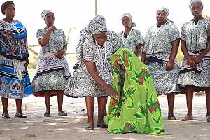 Seperu folkdance and associated practices