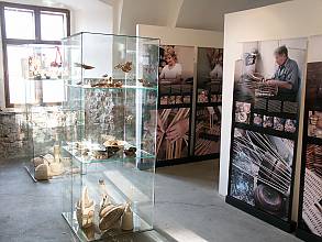 Strategy for safeguarding traditional crafts: The Bearers of Folk Craft Tradition programme