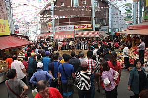 Traditional Korean wrestling (Ssirum/Ssireum)
