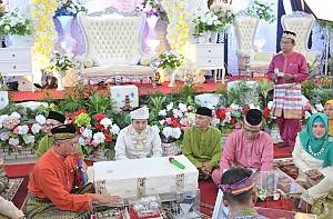 Le pantun