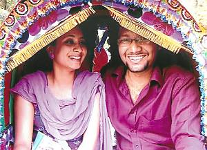 Rickshaws and rickshaw painting in Dhaka