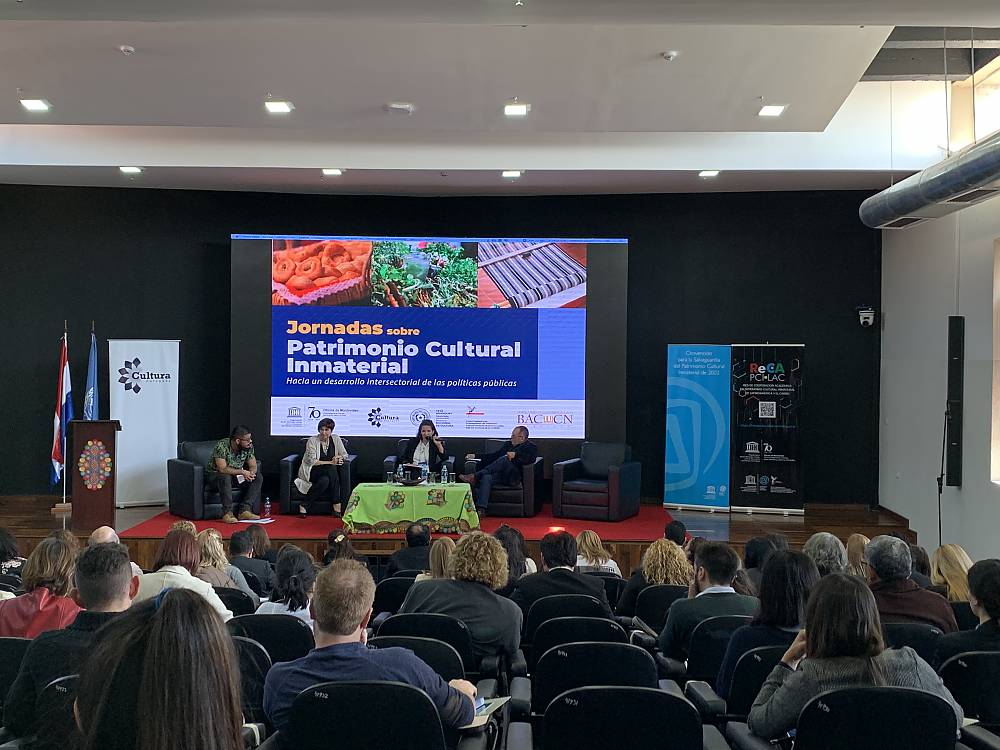 Réunion sur le patrimoine vivant et l'éducation