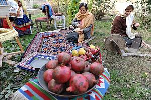 Nar Bayrami, traditional pomegranate festivity and culture
