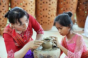 Art of pottery-making of Chăm people