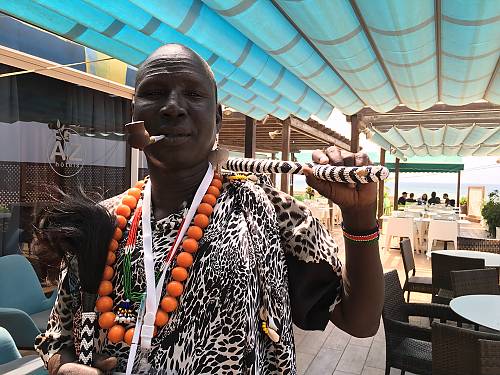 ROSTROS DEL PATRIMONIO VIVO: Deng Nhial Chioh