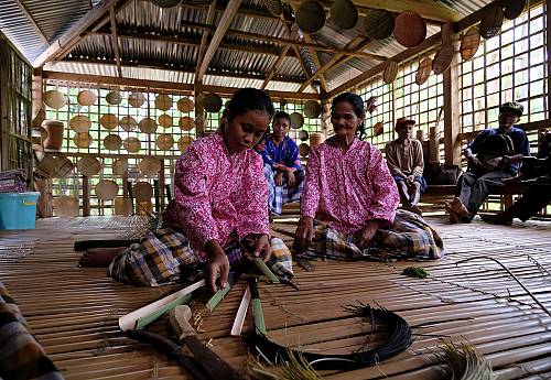 Strengthening the global network of facilitators of the 2003 Convention: Training workshop for new facilitators from the...