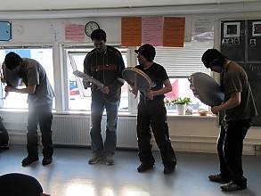 Cantos y danzas con tambor de los inuits