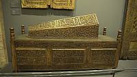 Application of hüsn-i hat on wooden coffin