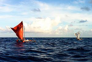 La navigation traditionnelle et la construction de pirogues des îles Carolines