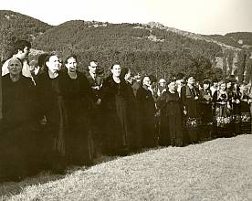 August 15th (Dekapentavgoustos) festivities in two Highland Communities of Northern Greece: Tranos Choros (Grand Dance) in Vlasti and Syrrako Festival