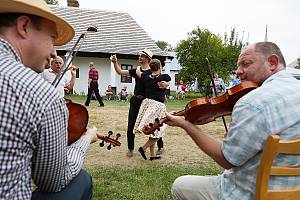Hungarian string band tradition