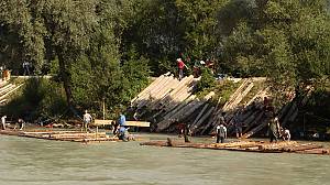 Timber rafting