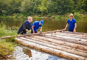 Timber rafting