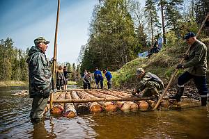 Timber rafting