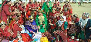 Turkmen-style needlework art