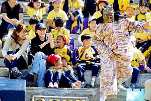 Talchum, mask dance drama in the Republic of Korea