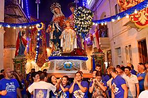 La festa de pueblo maltesa, una celebración comunitaria anual