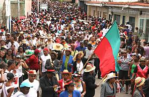Programa para la salvaguardia de los Bandos y Parrandas de los Santos Inocentes de Caucagua: núcleos de iniciación y transmisión de saberes y consejos comunales