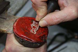 Arts, skills and practices associated with engraving on metals (gold, silver and copper)