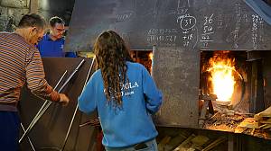 Knowledge, craft and skills of handmade glass production