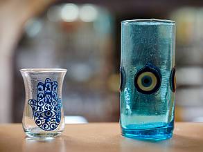 Traditional Syrian glassblowing