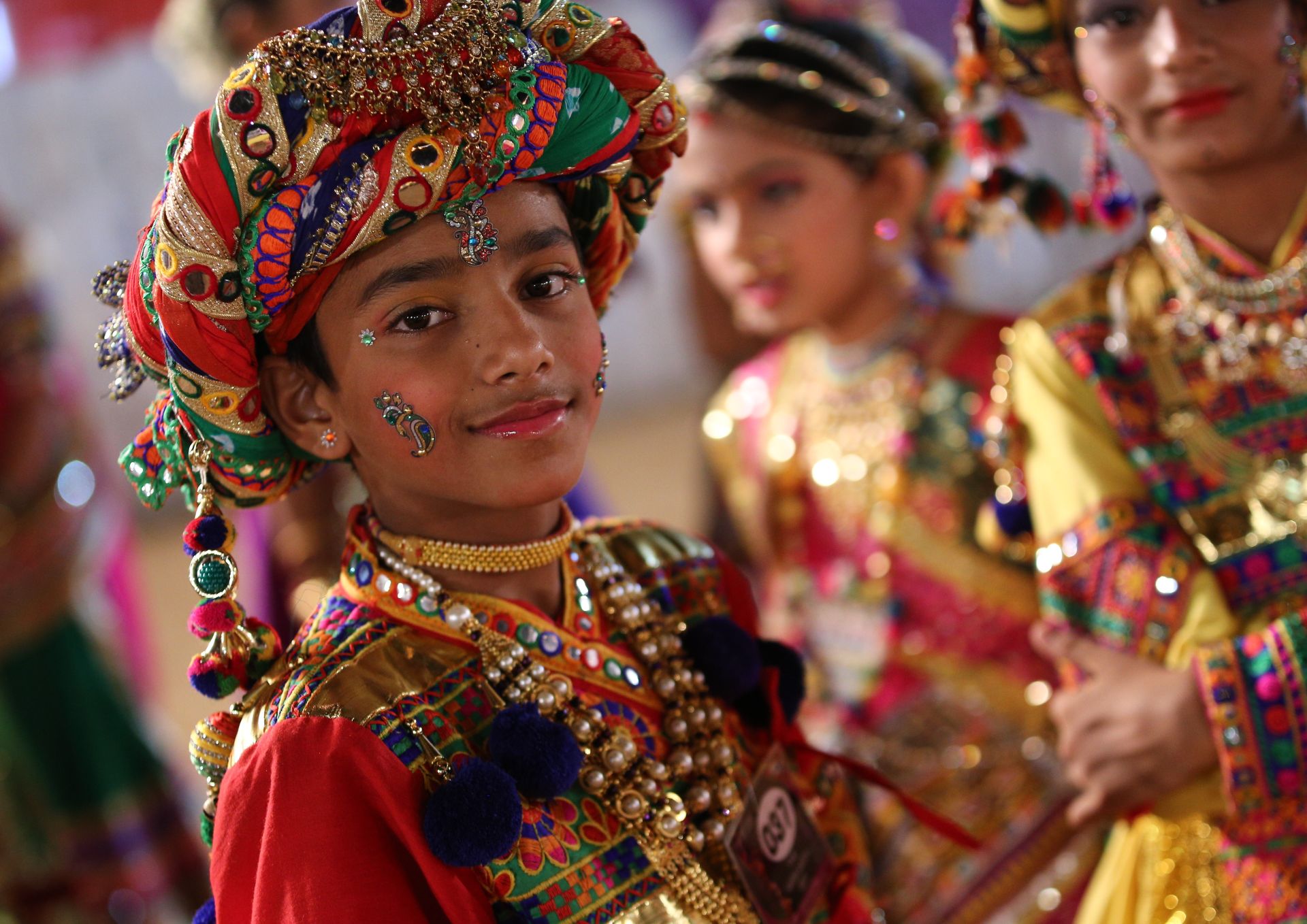 Children in traditional Garba costumes
