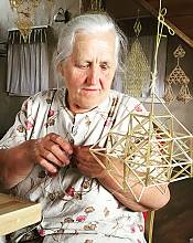 Sodai straw garden making in Lithuania