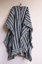 Ancestral and traditional techniques for the elaboration of the 'Poncho Para'i de 60 Listas', from the city of Piribebuy, Republic of Paraguay
