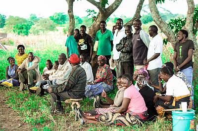 En Zambie, le projet d'assistance internationale pour la sauvegarde de la poésie de Kuyabila débute