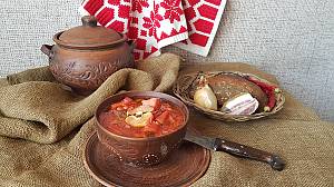 Culture of Ukrainian borscht cooking