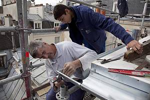 Skills of Parisian zinc roofers and ornamentalists