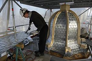 Skills of Parisian zinc roofers and ornamentalists