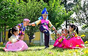 Custom of Korean costume: traditional knowledge, skills and social practices in the Democratic People's Republic of Korea