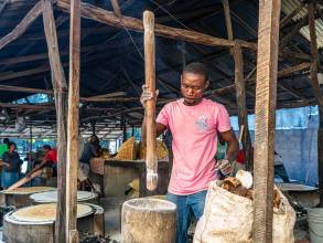 Traditional knowledge and practices for the making and consumption of cassava bread