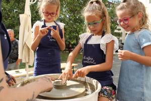 L’école d’artisanat ÚĽUV 