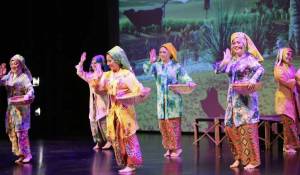 Kebaya: knowledge, skills, traditions and practices