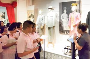 Kebaya: knowledge, skills, traditions and practices