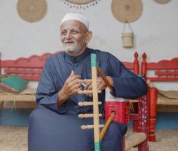 Semsemiah: instrument crafting and playing