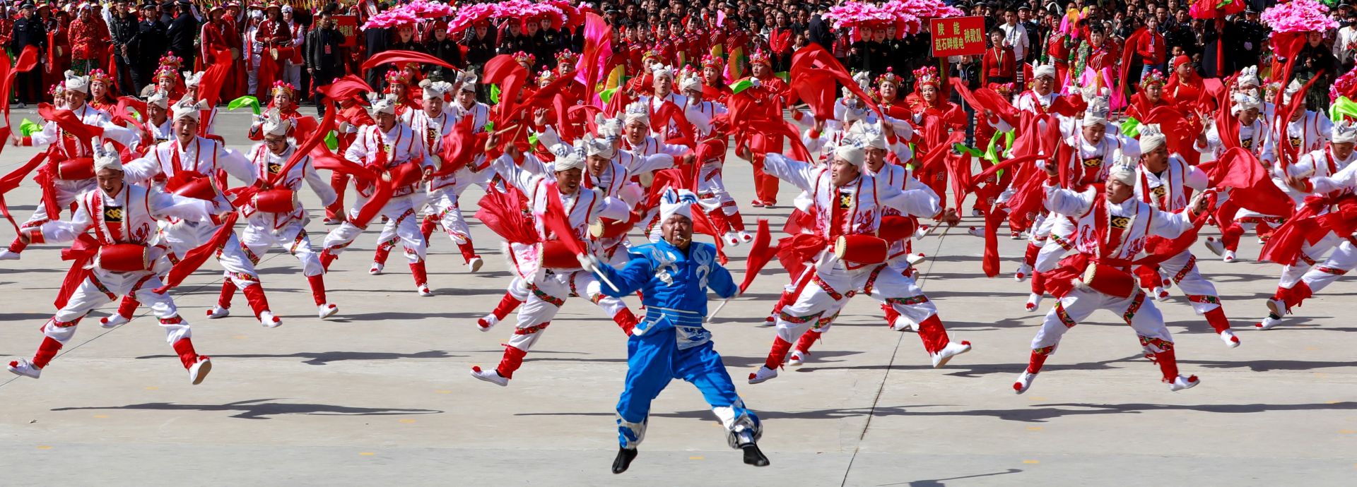 Community members are playing waist drums in celebration of the Chinese New Year, Yulin City, Shaanxi Province