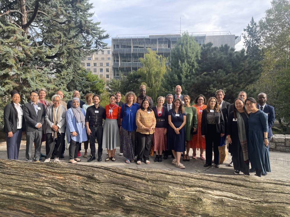 Participants of the meeting of experts on Economic dimensions of intangible cultural heritage safeguarding held in UNESCO Headquarters On 27 and 28 September 2023