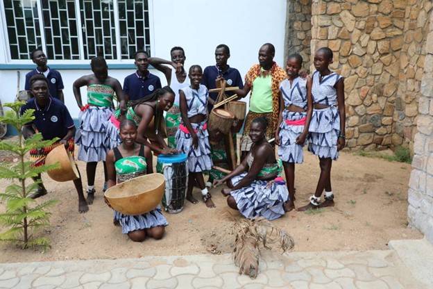 Representantes de la comunidad en el lanzamiento del proyecto "Elaboración de un inventario del patrimonio cultural inmaterial en Sudán del Sur", que tuvo lugar el 24 de octubre de 2023 en Juba, Sudán del Sur.